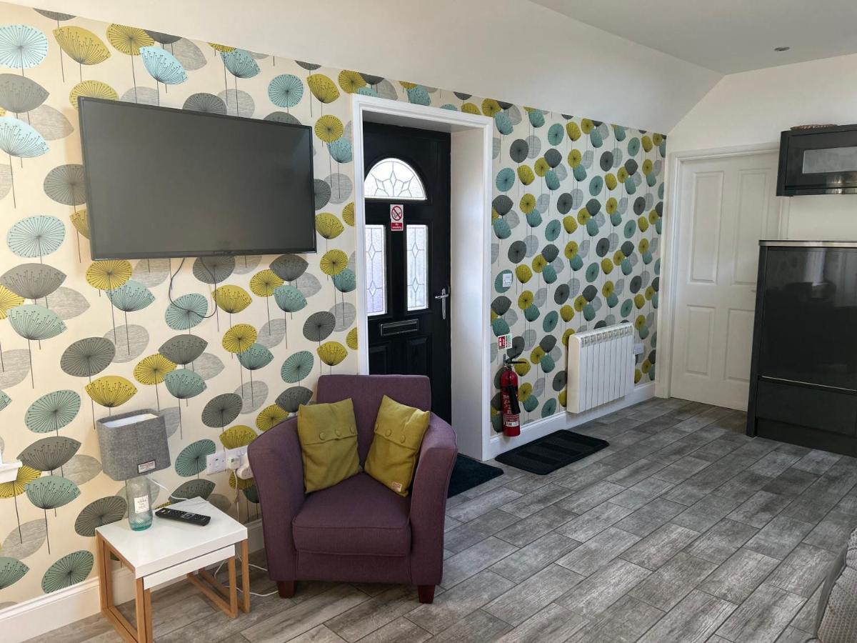 44 Inaclete Road Apartman Stornoway  Kültér fotó