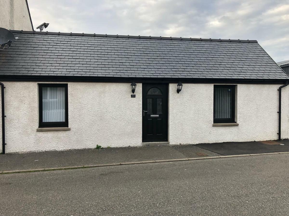 44 Inaclete Road Apartman Stornoway  Kültér fotó